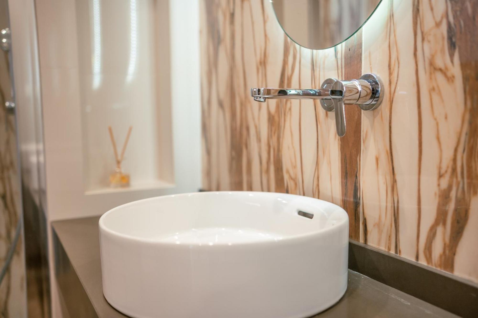 Brand New Elegant Suite Platanion Exterior photo